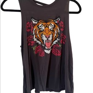 Shirt with Tiger